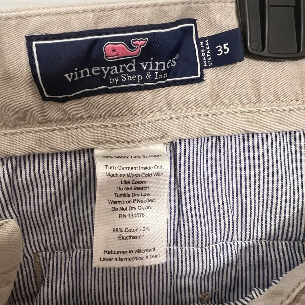 Vineyard Vines Men’s Breaker Shorts 35 Khaki Chino Casual Flat Front Preppy - Picture 3 of 7